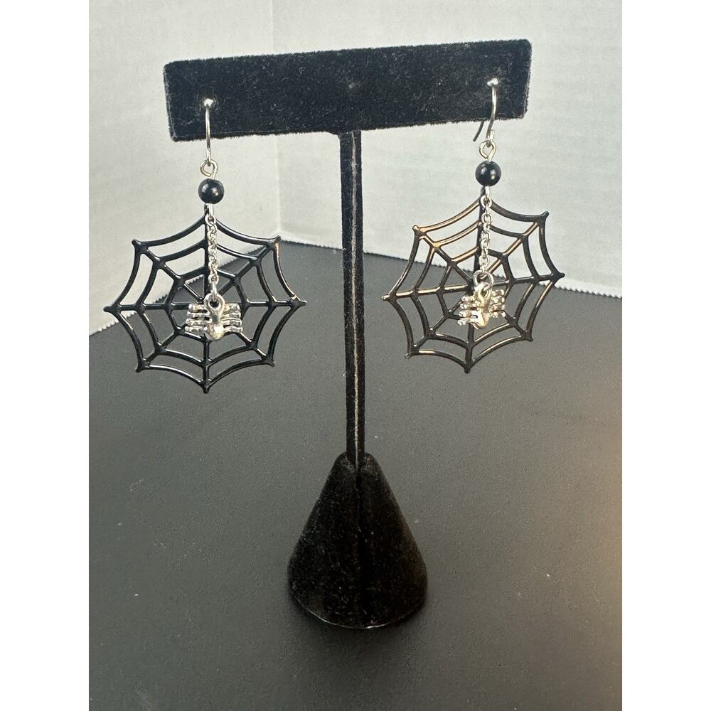 Original Vintage 1980's Spider With Web Hook Dangle Earrings Halloween